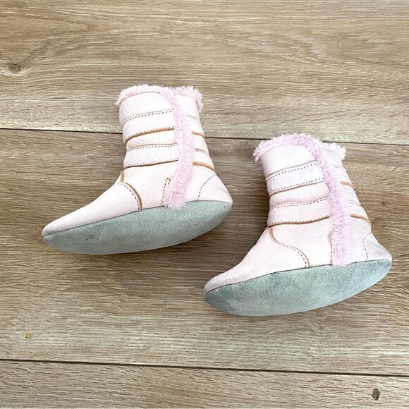 Pink Infant Moccasin Booties Suede Leather 6-12 Months - Picture 5 of 8
